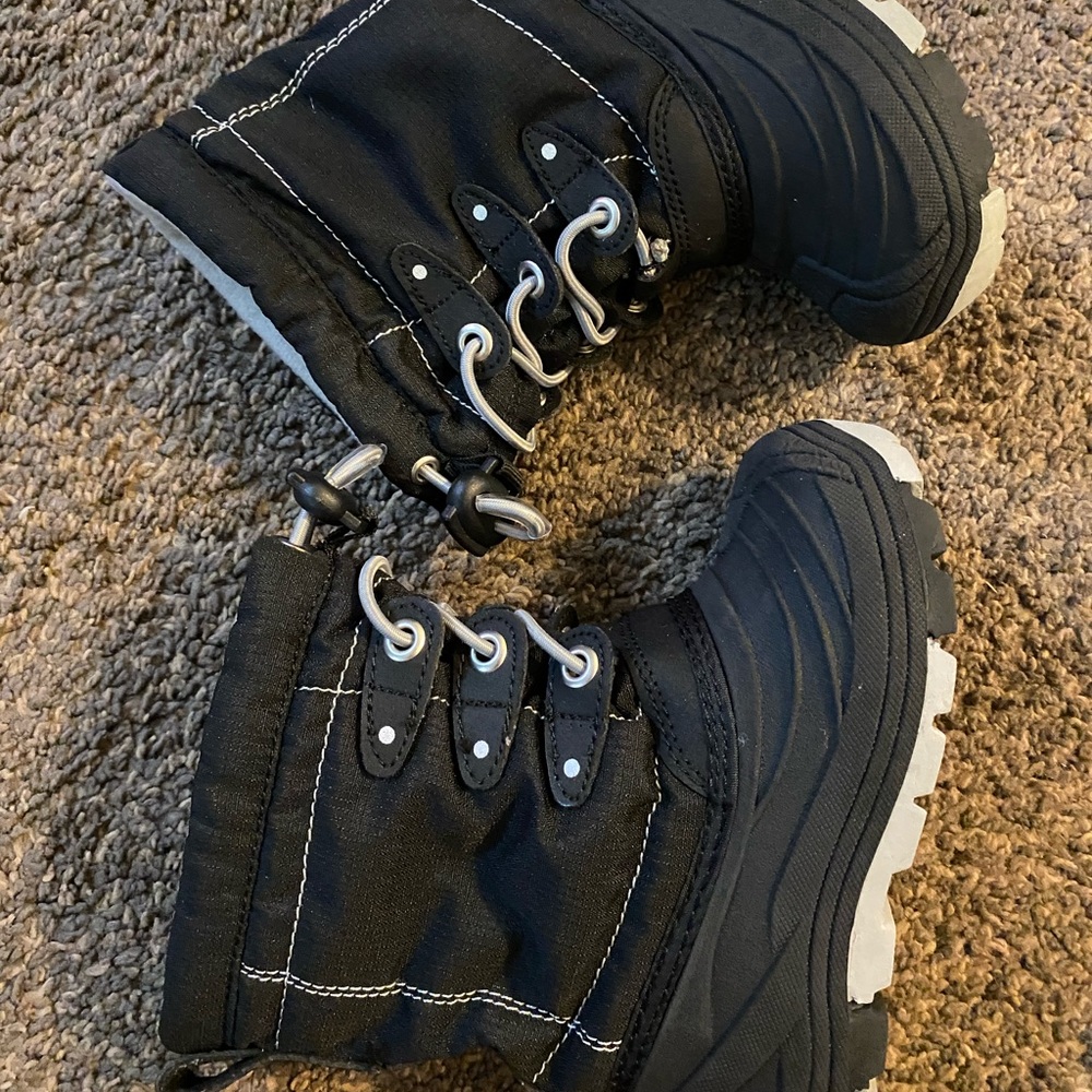 Thermolite youth boots